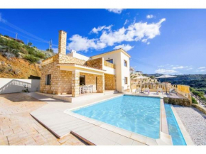 Villa Aqua View - Three Bedroom with Private Swimming Pool